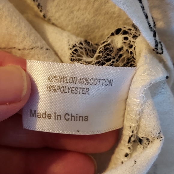 Lane Bryant Womens's Top Size 22 White Floral Semi Sheer Peplum Boho Whimsigoth - Picture 11 of 13